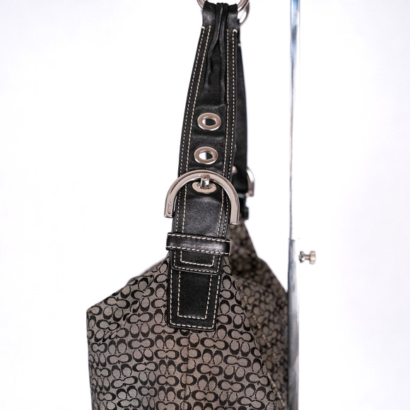 Coach Y2K Signature Hobo Shoulder Bag Small C Logo Gray w/ Black Leather F02158 - Picture 5 of 10